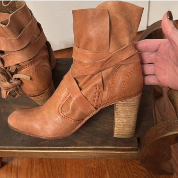 Free People Seven Wonders Ankle Boots in "Brick" (Distressed Leather) - Picture 6 of 9